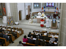 Feier der 1. Heiligen Kommunion in Sankt Crescentius (Foto: Karl-Franz Thiede)